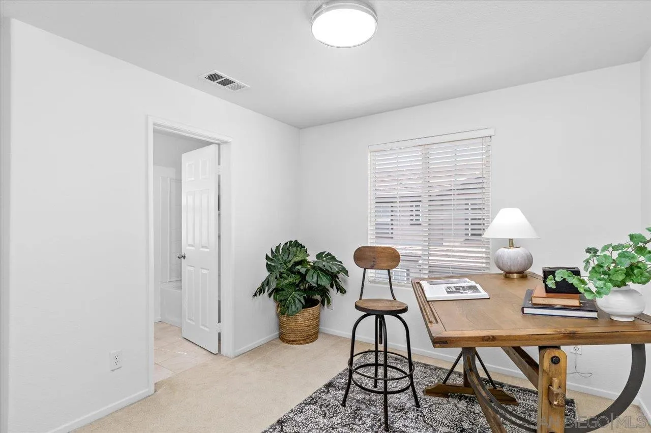 https://cdn.realtyfeed.com/cdn/127/260011921/4978c2a19e92a4cba4370e1a0c1d9a90.webp