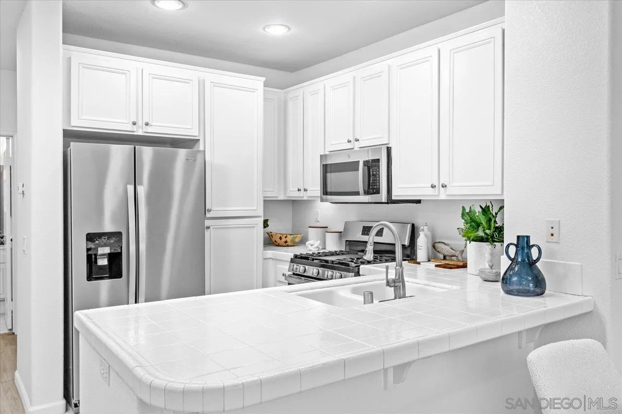 Photo #7: 260011921 Listing: Photo #7