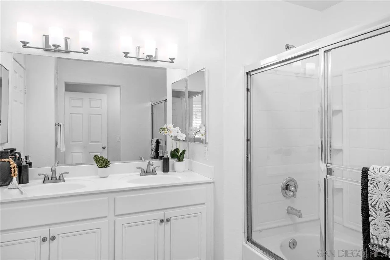 https://cdn.realtyfeed.com/cdn/127/260011921/9b7763fcfa66643d651a009b33231745.webp