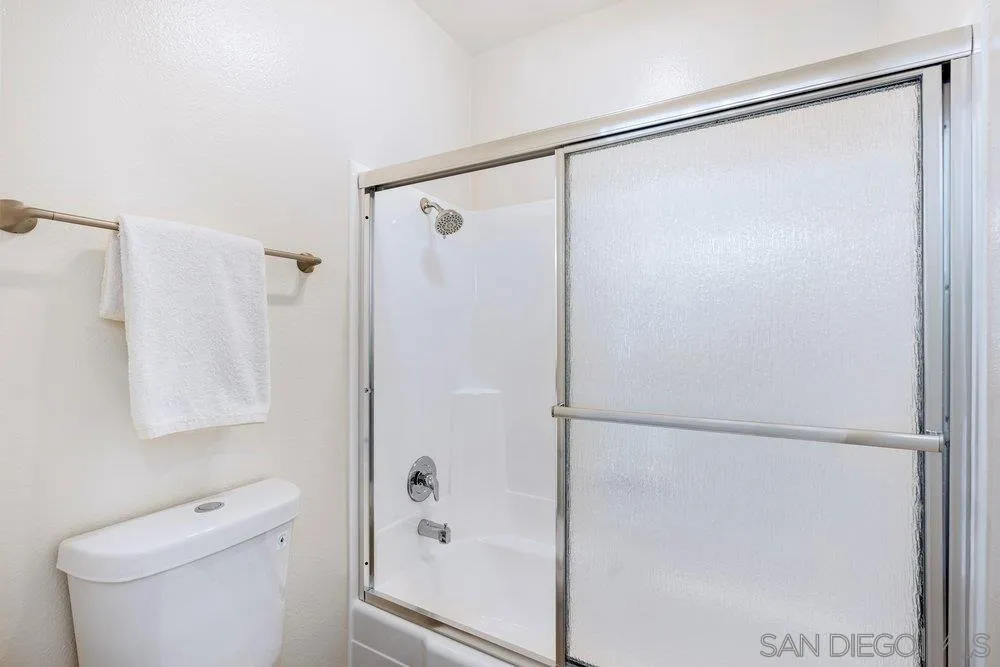Photo #22: 260011922 Listing: Photo #22