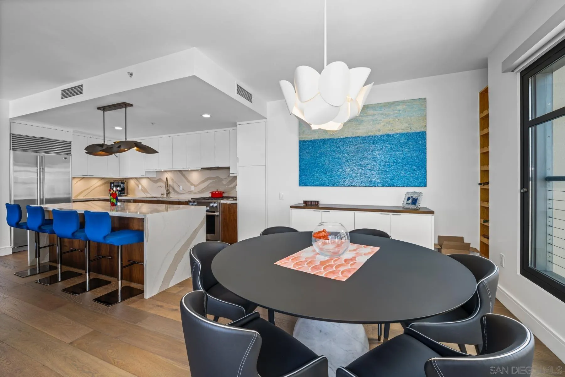 Photo #11: 260011924 Listing: Photo #11