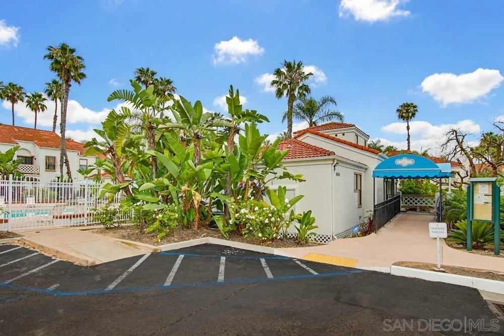 Photo #34: 260011932 Listing: Photo #34