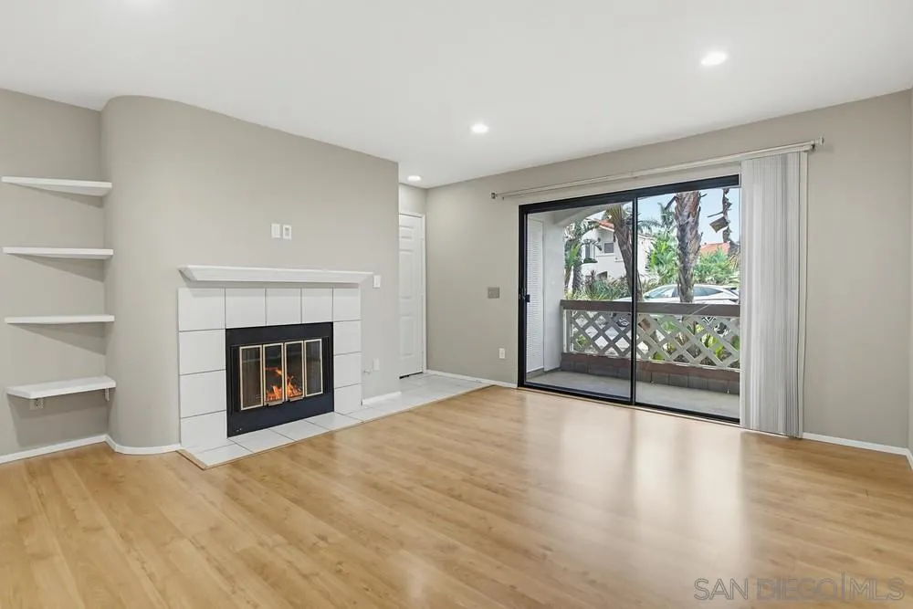 Photo #6: 260011932 Listing: Photo #6