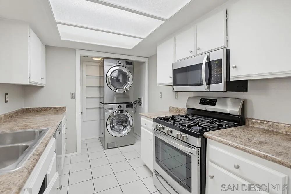 https://cdn.realtyfeed.com/cdn/127/260011932/918abc4bd35f2bb4c79740f6168c2875.webp
