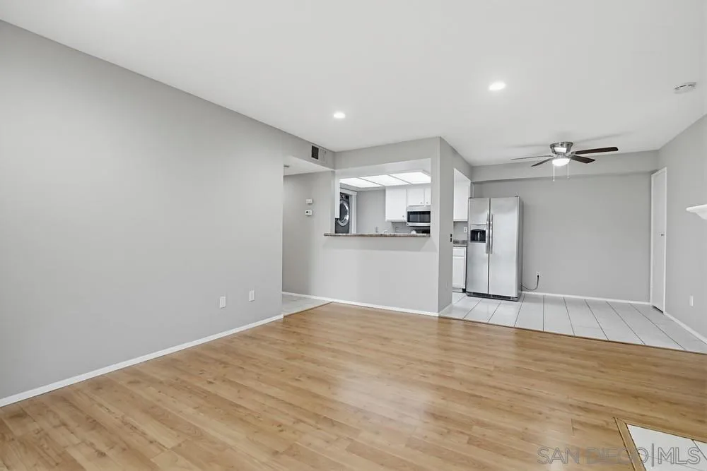 Photo #9: 260011932 Listing: Photo #9