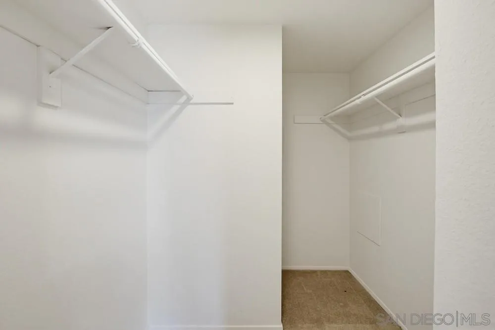 Photo #23: 260011932 Listing: Photo #23