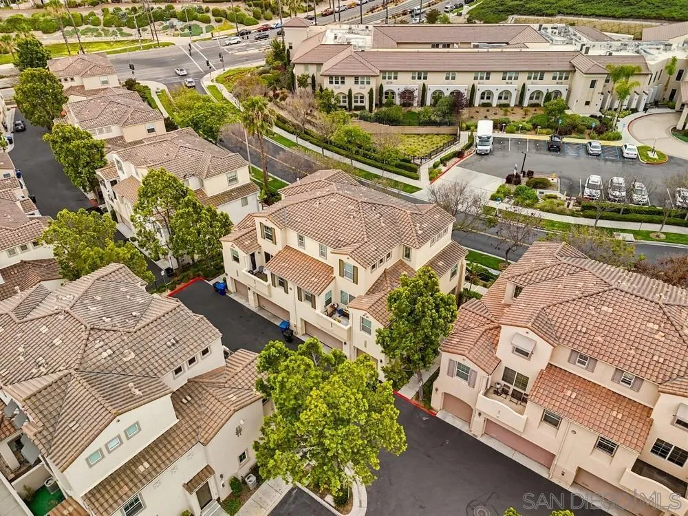 Photo #33: 260011935 Listing: Photo #33