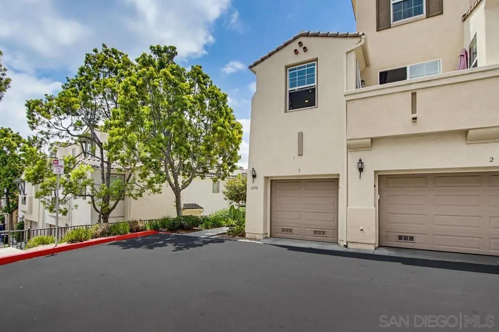 https://cdn.realtyfeed.com/cdn/127/260011935/c942e3d10330b4fa0904d1e635a493a8.webp