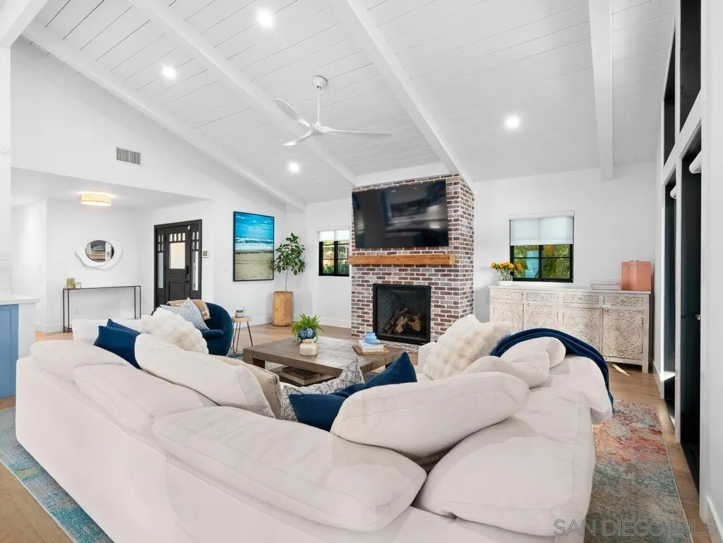 https://cdn.realtyfeed.com/cdn/127/260011938/62ee8b5e35a027a14f934f5cb3c518c7.webp