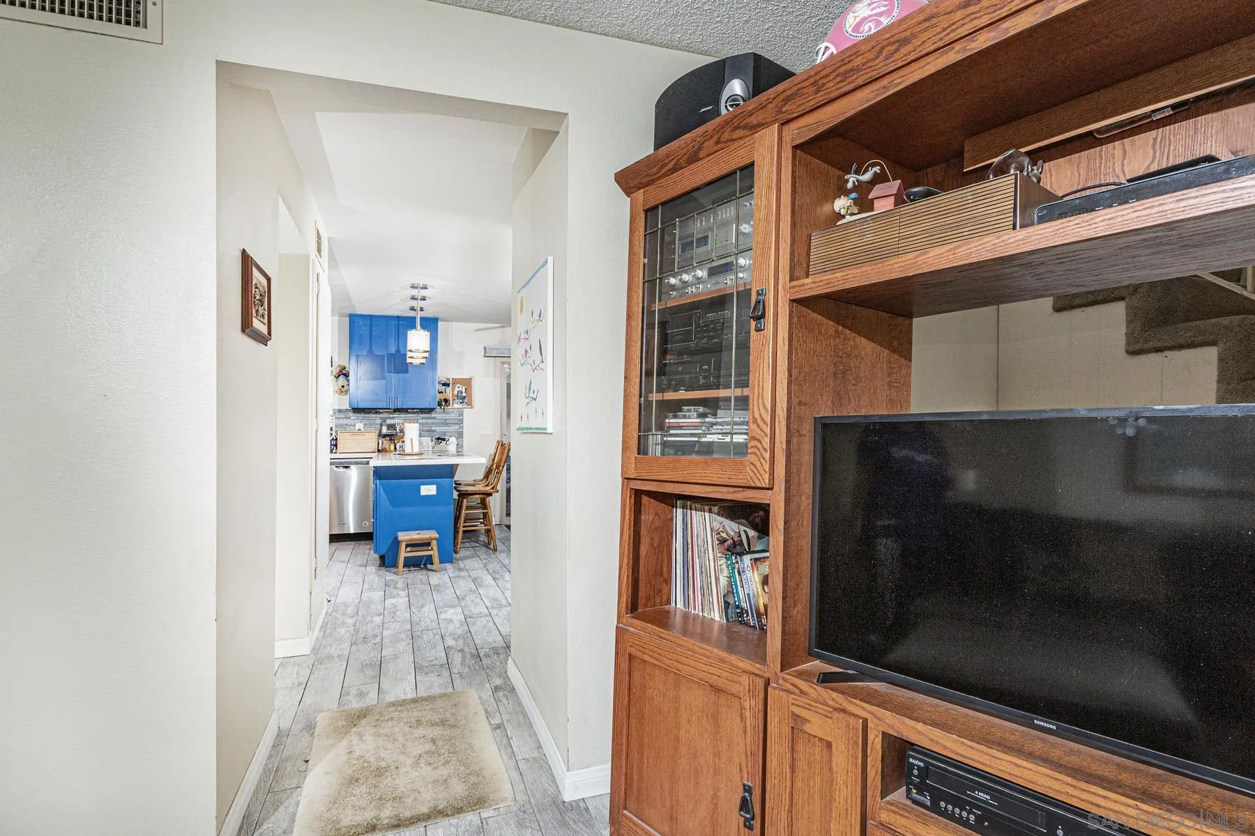 Photo #15: 260011948 Listing: Photo #15