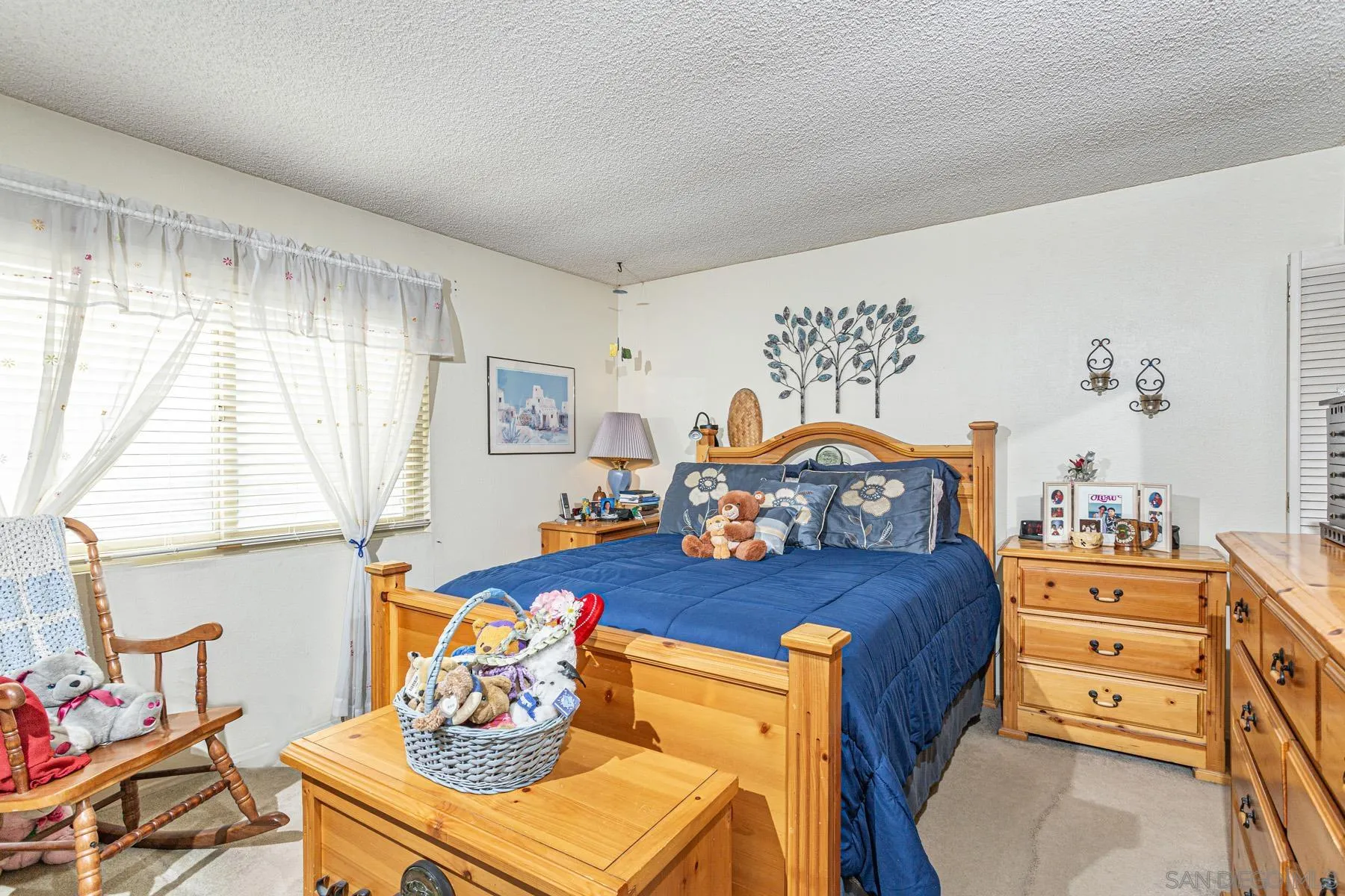 Photo #9: 260011948 Listing: Photo #9