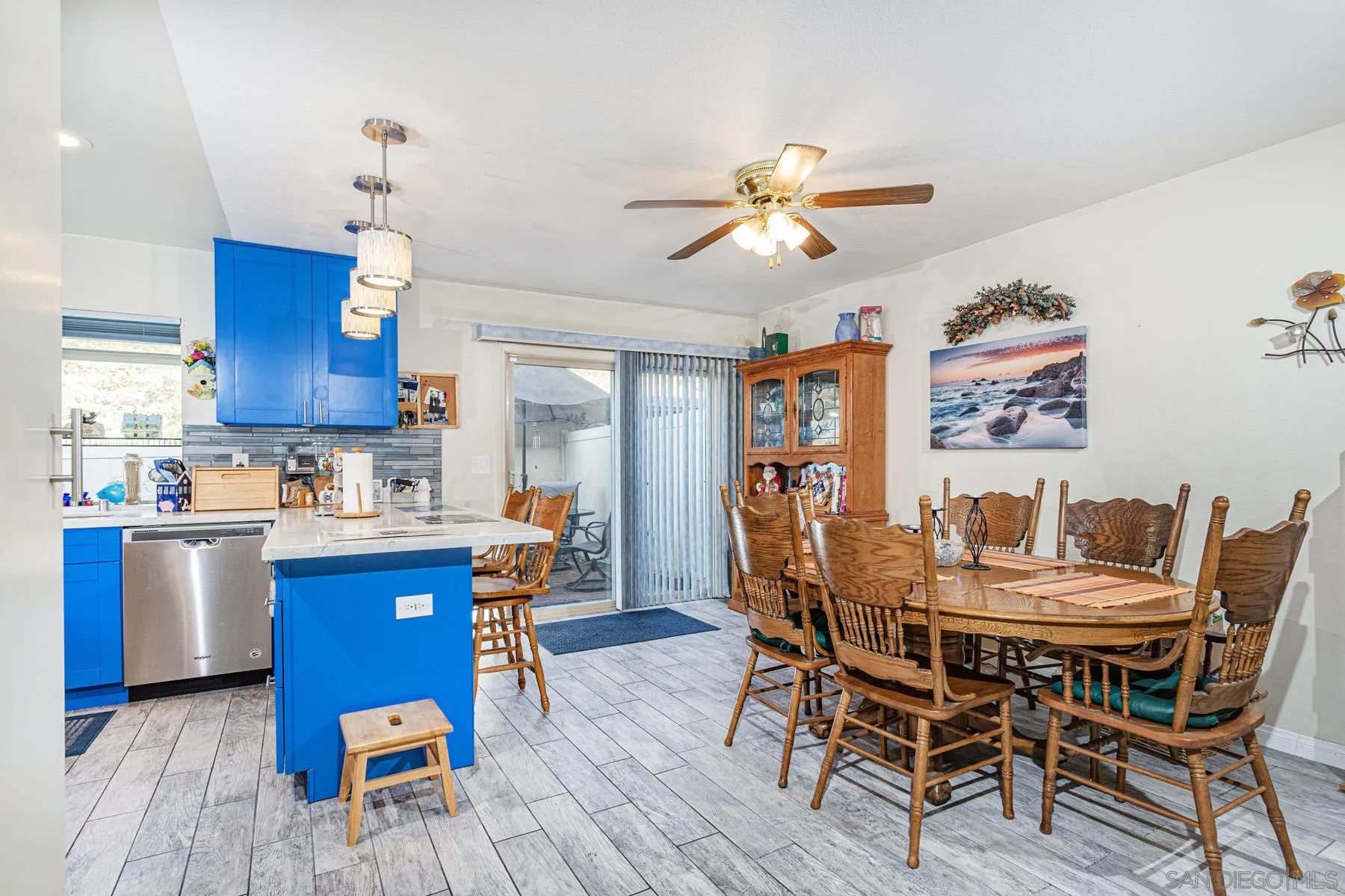 Photo #5: 260011948 Listing: Photo #5