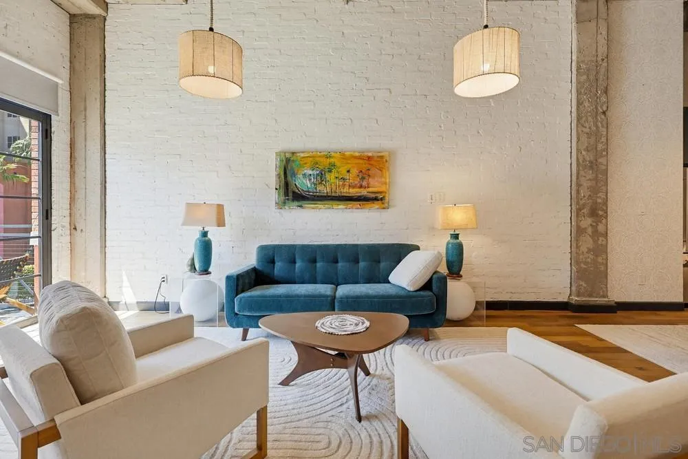 https://cdn.realtyfeed.com/cdn/127/260011952/0d092c947f4bc6264a7ecb3135d0c49a.webp