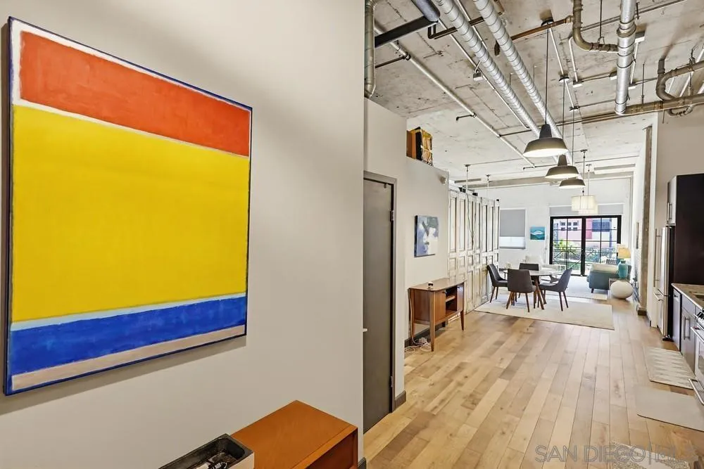 https://cdn.realtyfeed.com/cdn/127/260011952/37f61776b29d3a88a050eddacd35cf19.webp