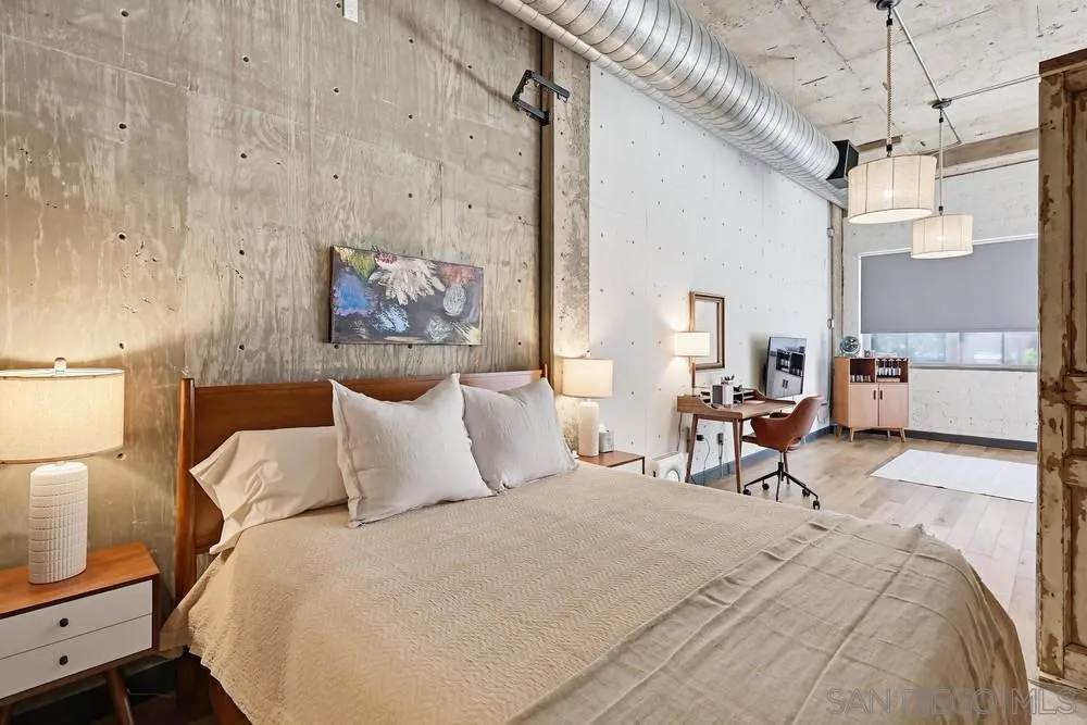 https://cdn.realtyfeed.com/cdn/127/260011952/539ce4b535255d363cfd7282fc2ebf57.webp