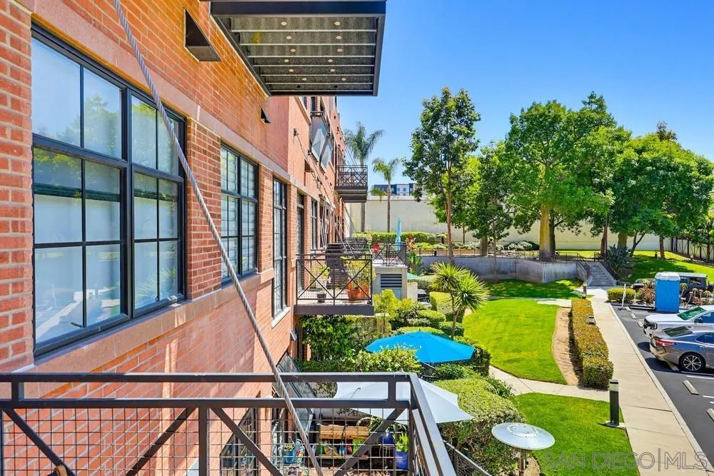 https://cdn.realtyfeed.com/cdn/127/260011952/938e020b32a3c0d48291baa8c4afd772.webp