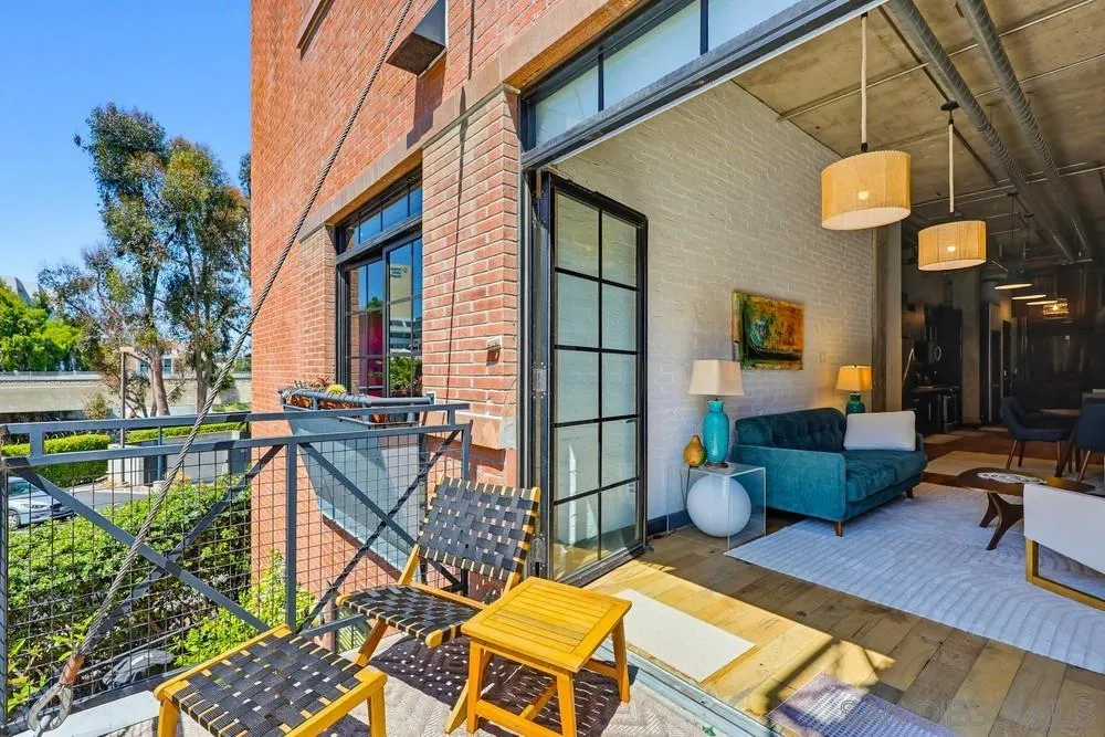 https://cdn.realtyfeed.com/cdn/127/260011952/a2c1ea37f166ca44e860c4ebccffc7f6.webp