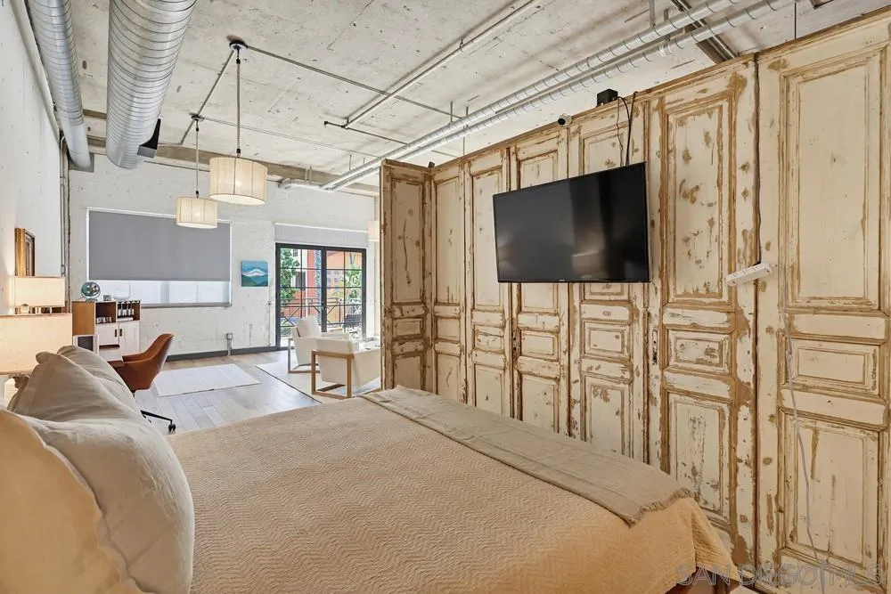 https://cdn.realtyfeed.com/cdn/127/260011952/b71aafbda0c70f644a2a1d03fa89e8d0.webp