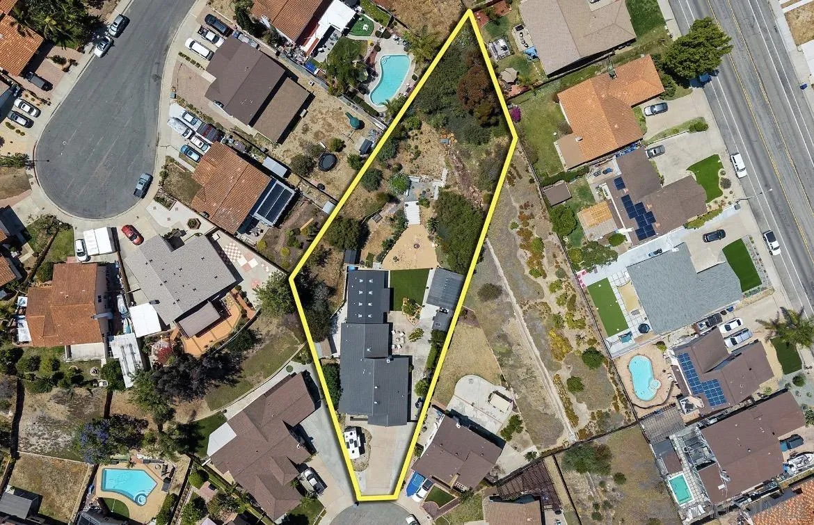 https://cdn.realtyfeed.com/cdn/127/260011953/a03abb75ce063b2e8ef2f8ea276ce078.webp