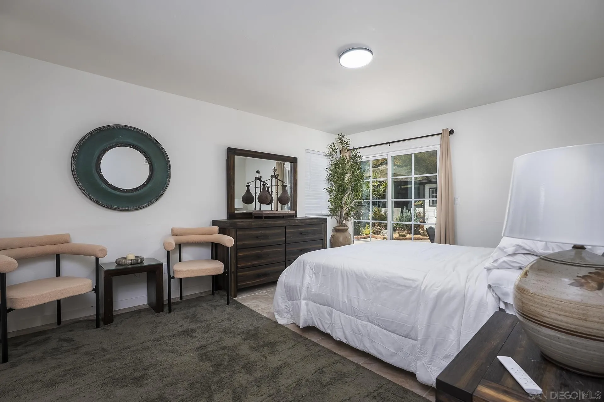 https://cdn.realtyfeed.com/cdn/127/260011953/edfce1481455102b4955e9d1d95b365d.webp