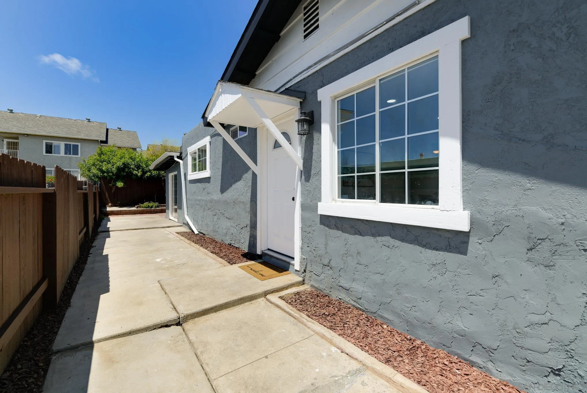 https://cdn.realtyfeed.com/cdn/127/260011959/4fc26b62cc3c4ea16cffdec96e88f4f5.webp