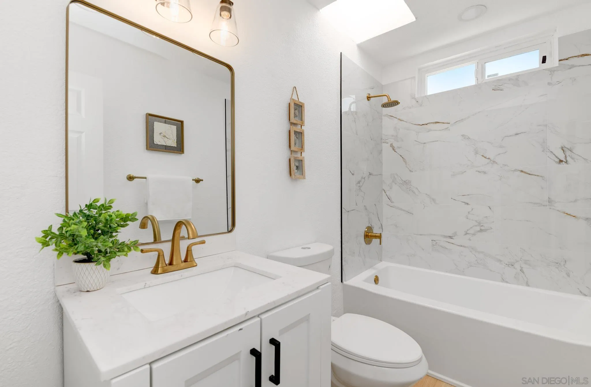 https://cdn.realtyfeed.com/cdn/127/260011959/bd73511764591b2346cfdaf9a6deb860.webp