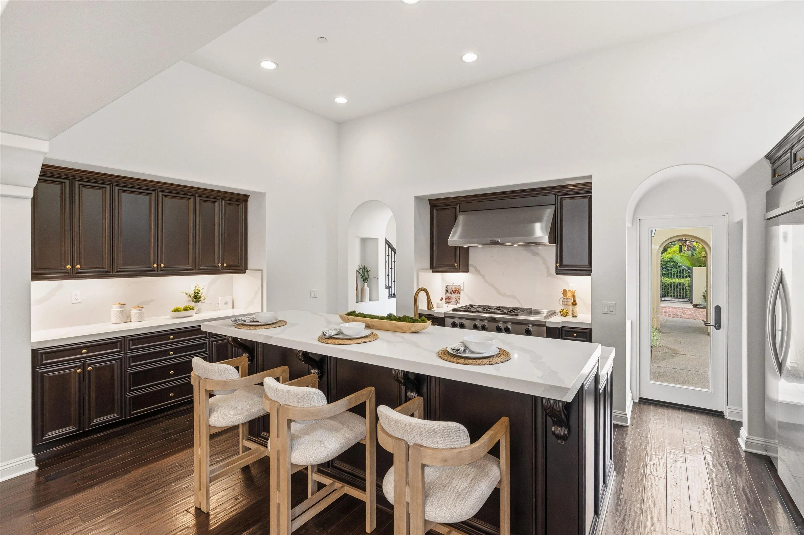 https://cdn.realtyfeed.com/cdn/127/260011960/269b1ffc7b5df0c81475803370c7a14d.webp