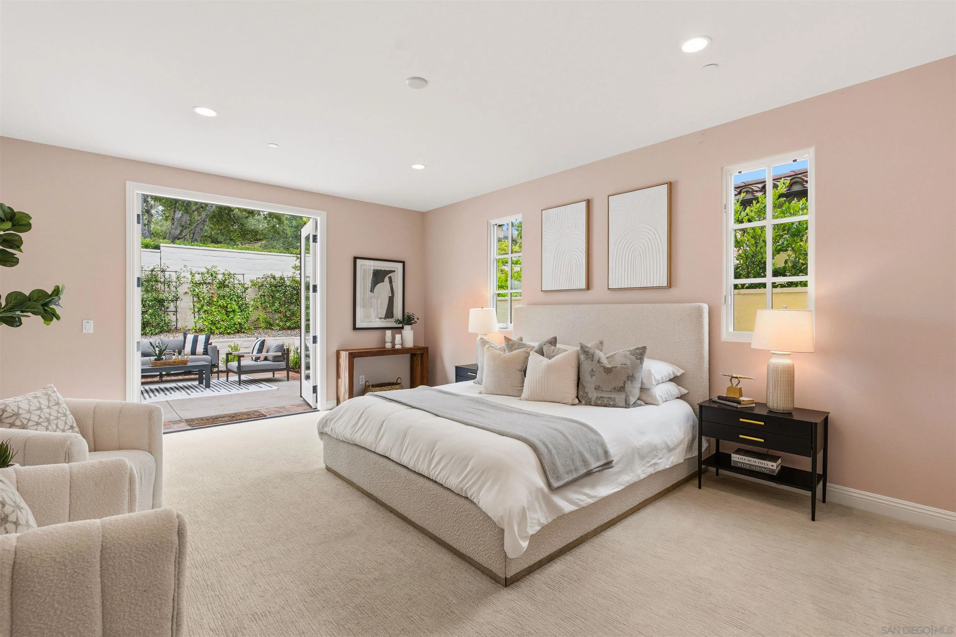 https://cdn.realtyfeed.com/cdn/127/260011960/736467b545b5f2c0e9868d9a8776a87b.webp