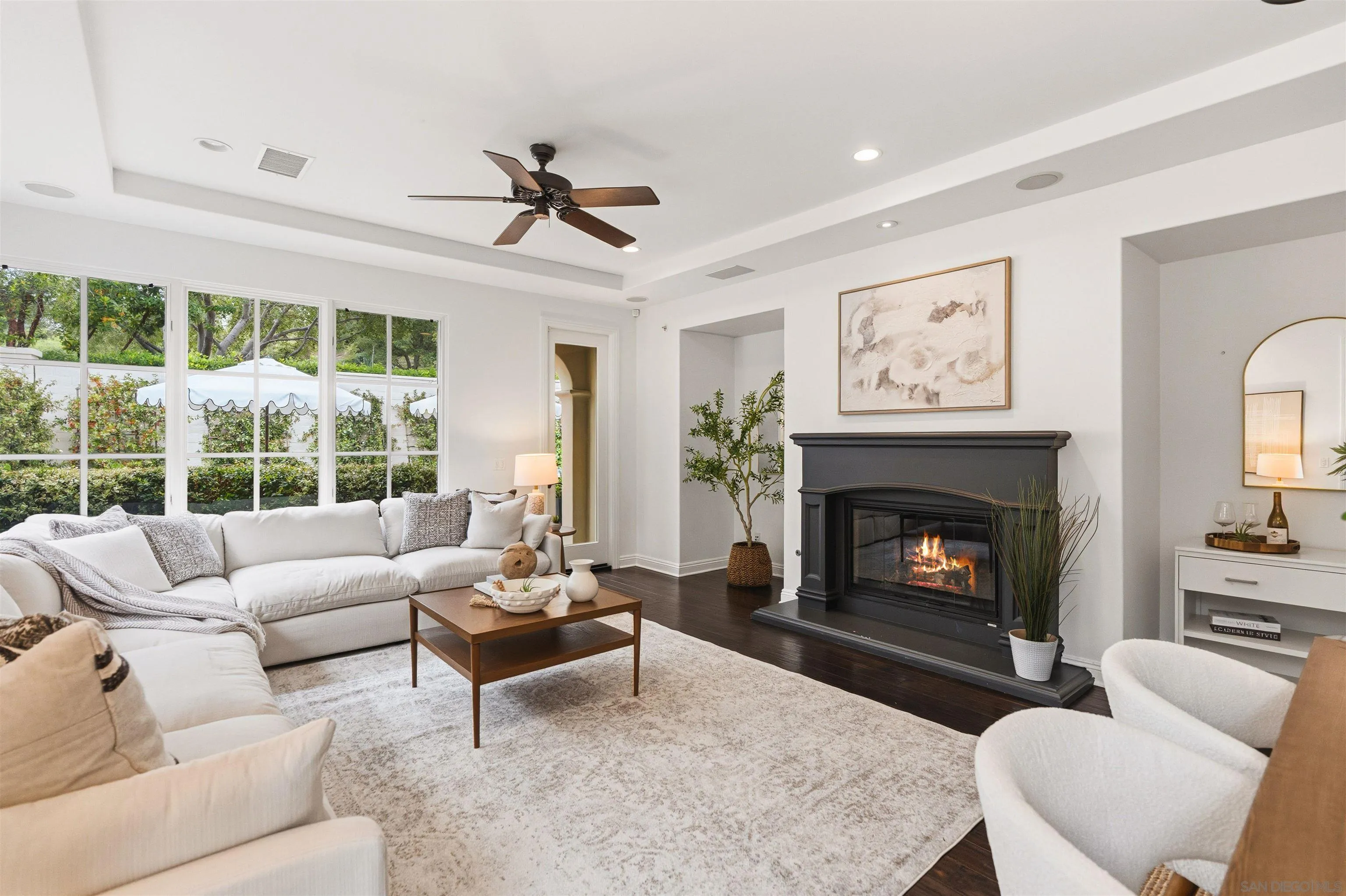 https://cdn.realtyfeed.com/cdn/127/260011960/73761374e204a3e8c799c2ef70f1db1e.webp