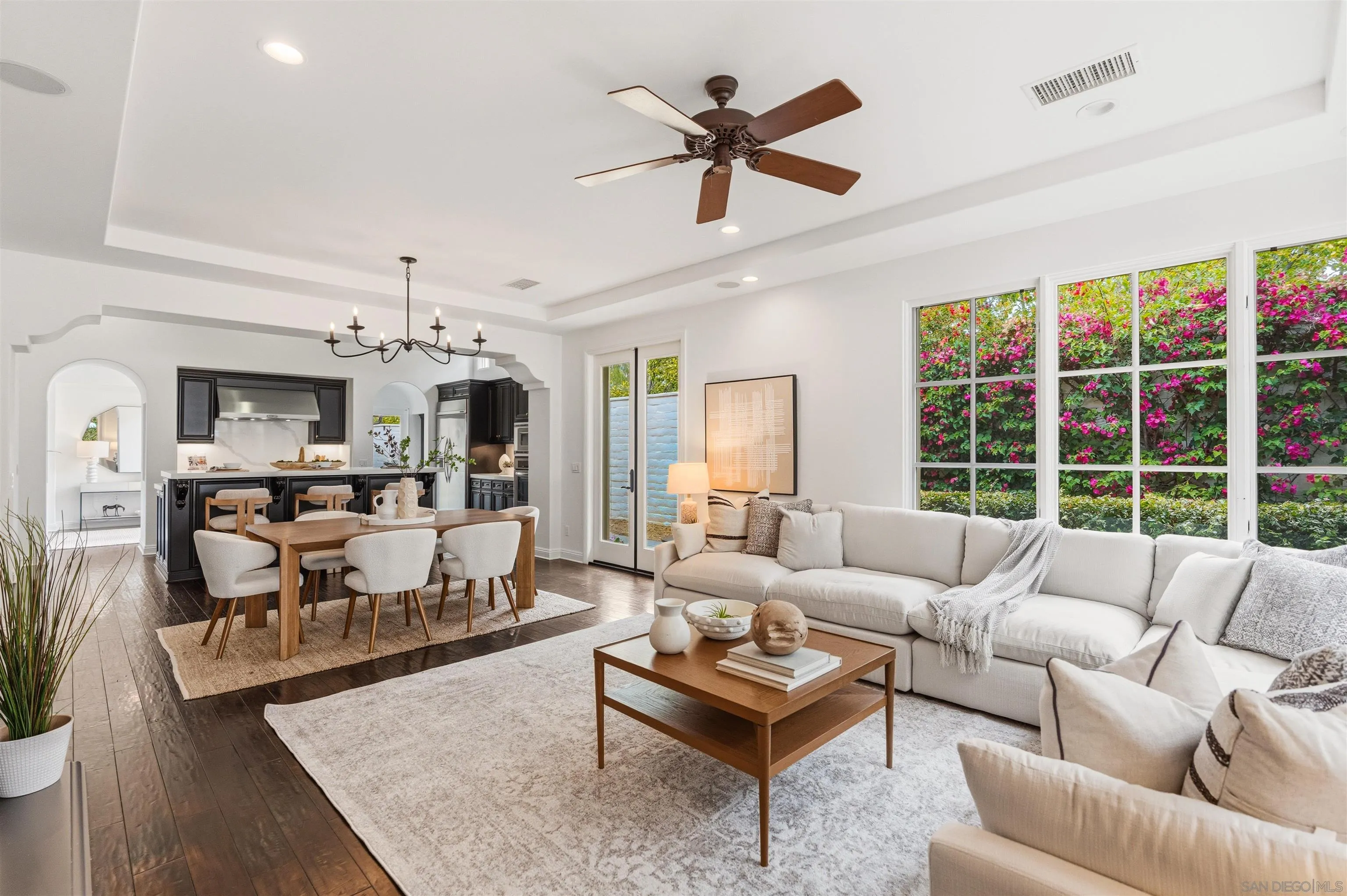 https://cdn.realtyfeed.com/cdn/127/260011960/9acc4de719c377f6905c273a8c786fee.webp