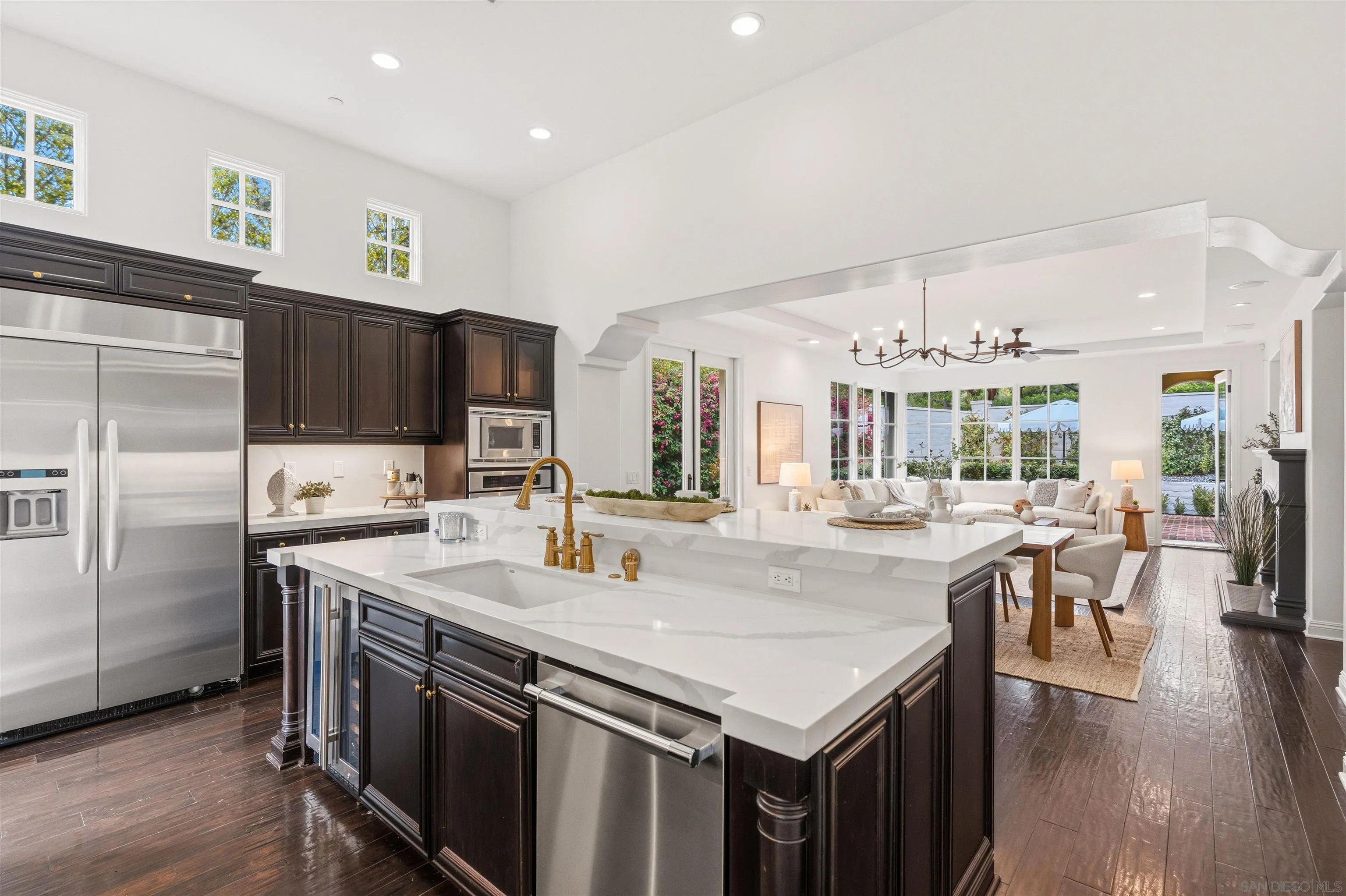 https://cdn.realtyfeed.com/cdn/127/260011960/c2de863832ddc0deefb4d8d04bf4cee7.webp