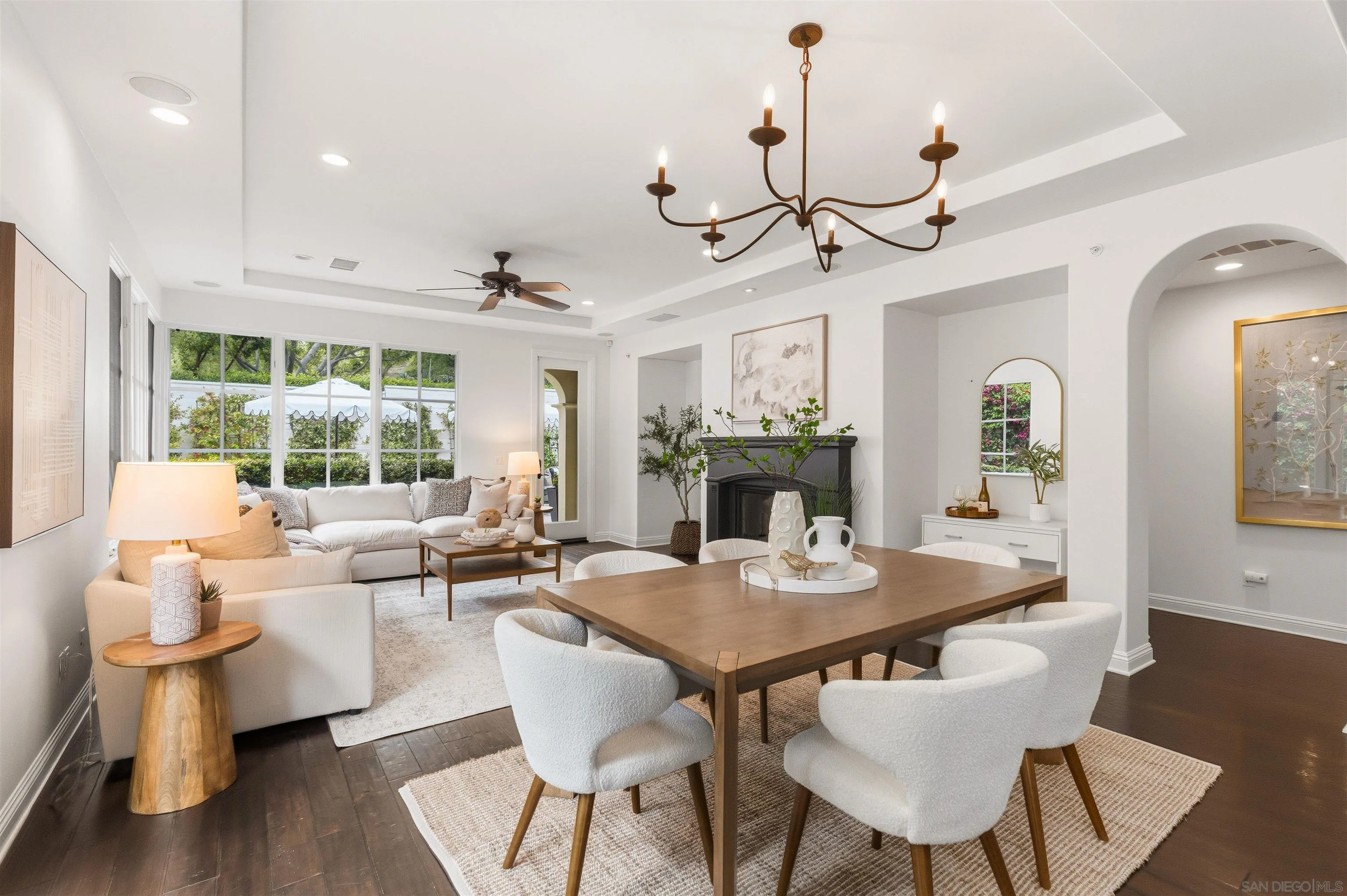 https://cdn.realtyfeed.com/cdn/127/260011960/c75c6376d181b2d99be35b405311925c.webp