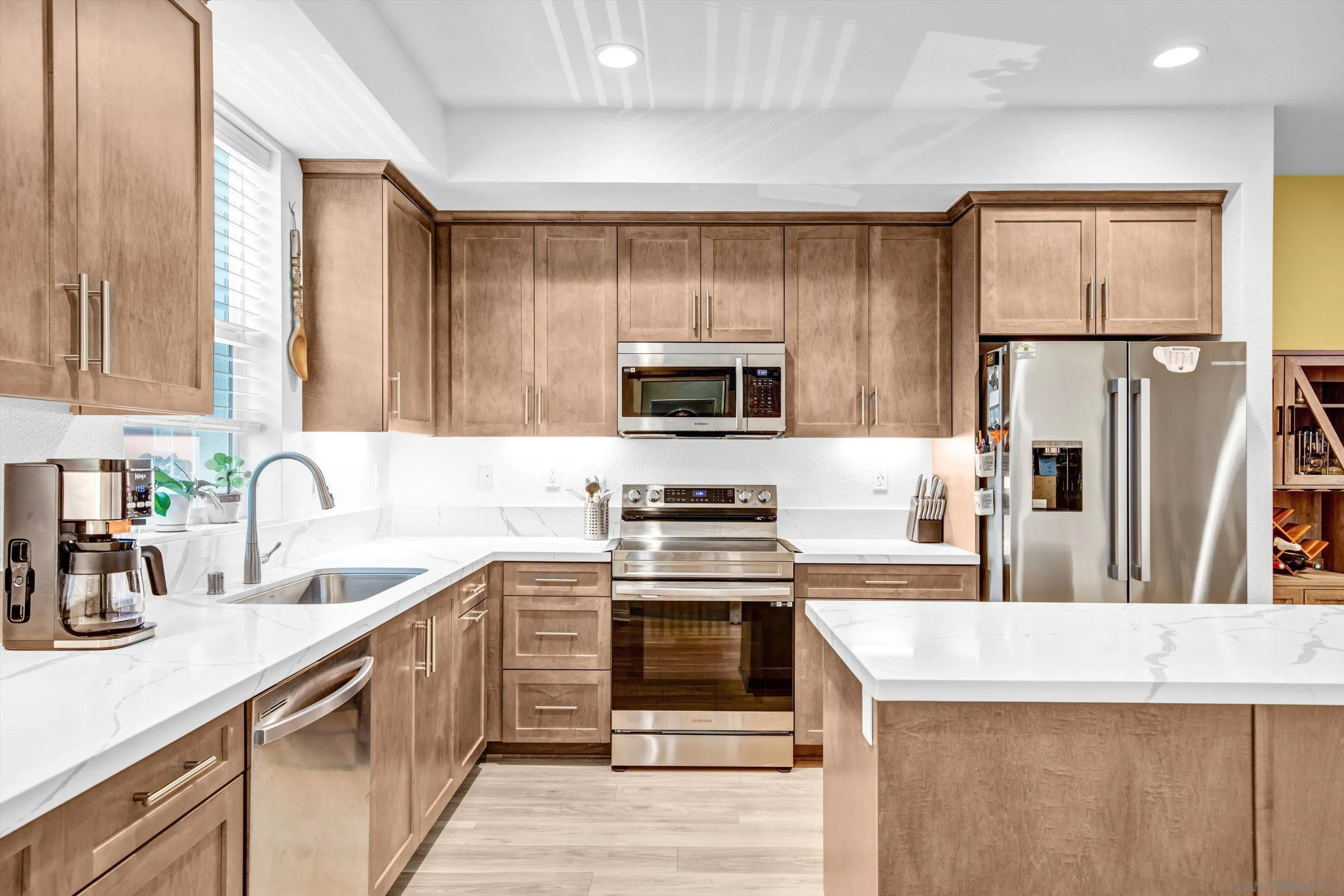 Photo #15: 260011961 Listing: Photo #15