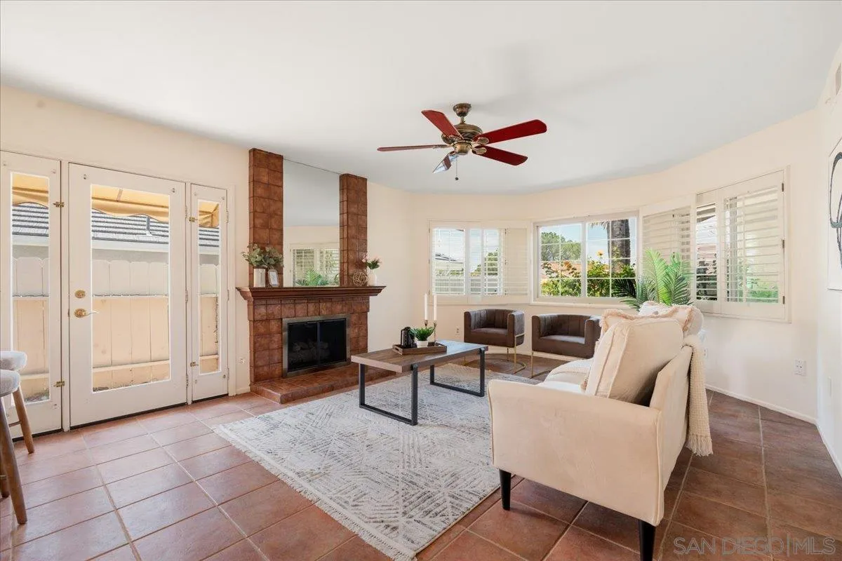 https://cdn.realtyfeed.com/cdn/127/260011963/31cf5133cbb44be13a212ee4d7a81284.webp