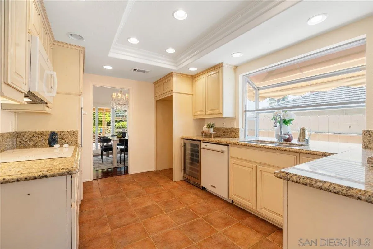 https://cdn.realtyfeed.com/cdn/127/260011963/3288802d2f462ca5948ffb3a532258bd.webp