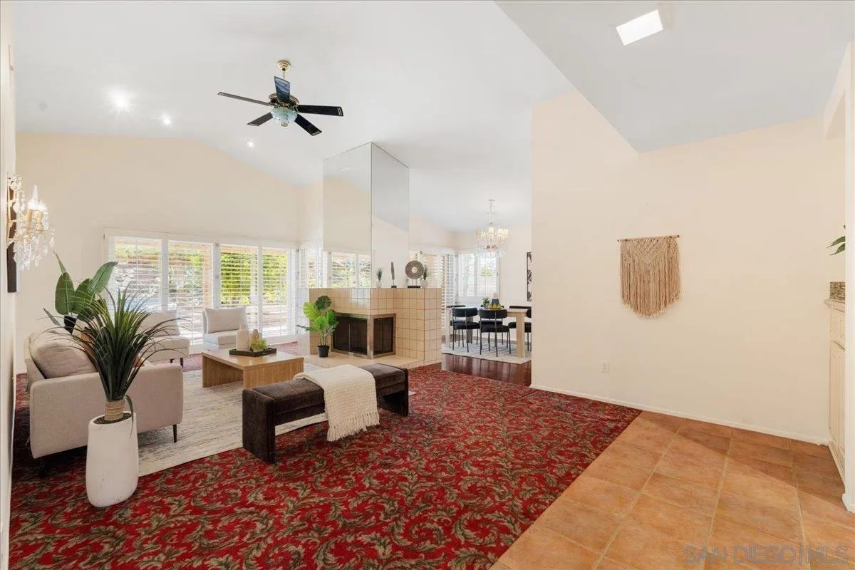 https://cdn.realtyfeed.com/cdn/127/260011963/36221a5f79555c1d8f9f0a060ea92a2c.webp