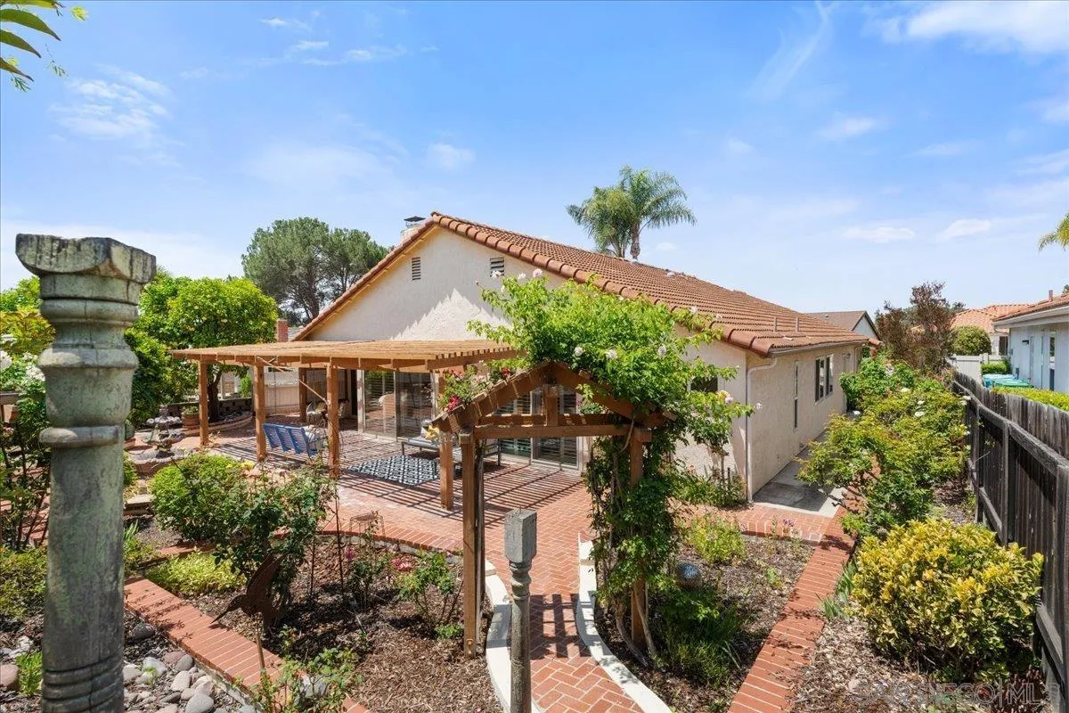 https://cdn.realtyfeed.com/cdn/127/260011963/69421de462fd84c559a8ac1c501528bd.webp