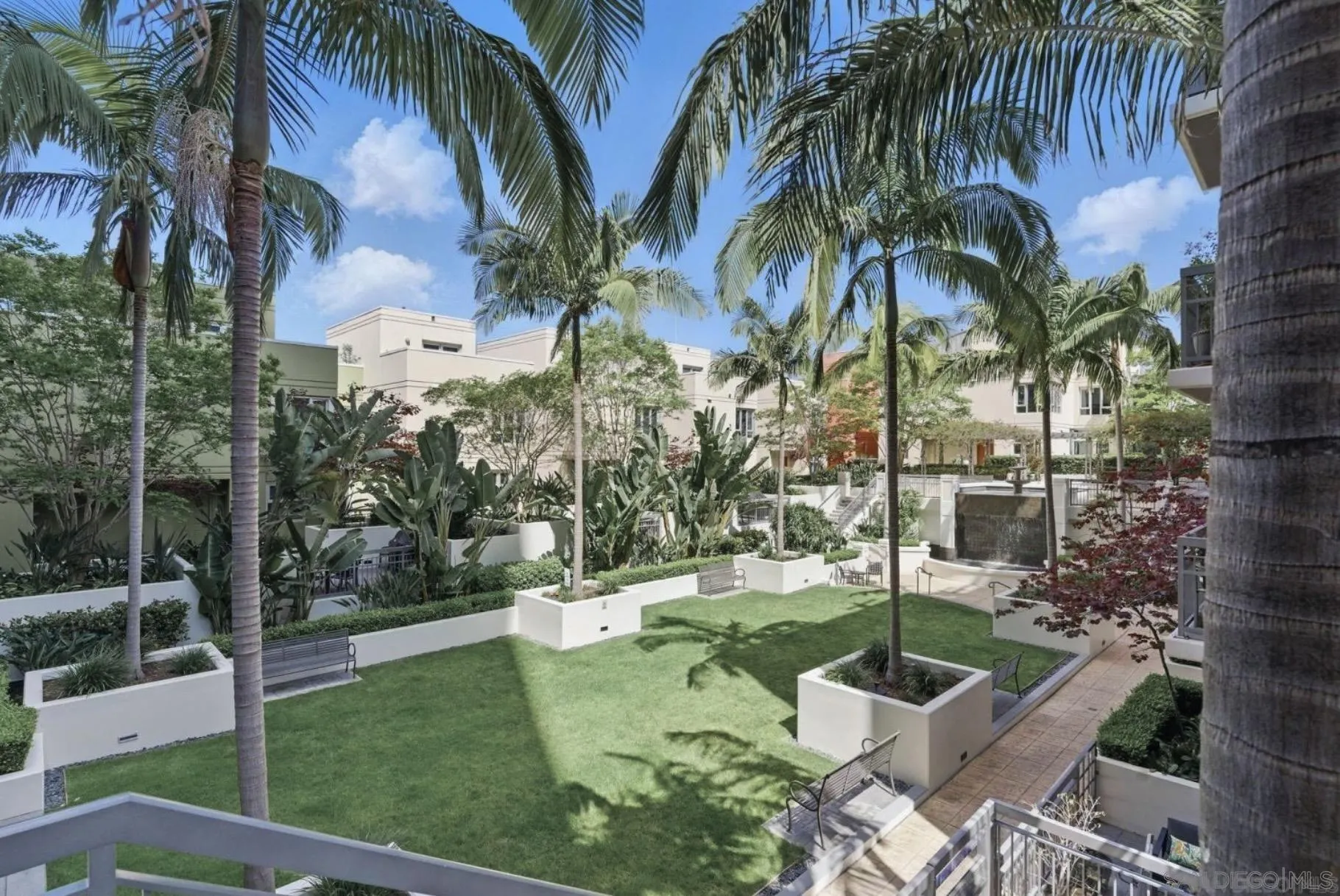 https://cdn.realtyfeed.com/cdn/127/260011966/175f949ce8c0daf9e34959d616fa0be7.webp