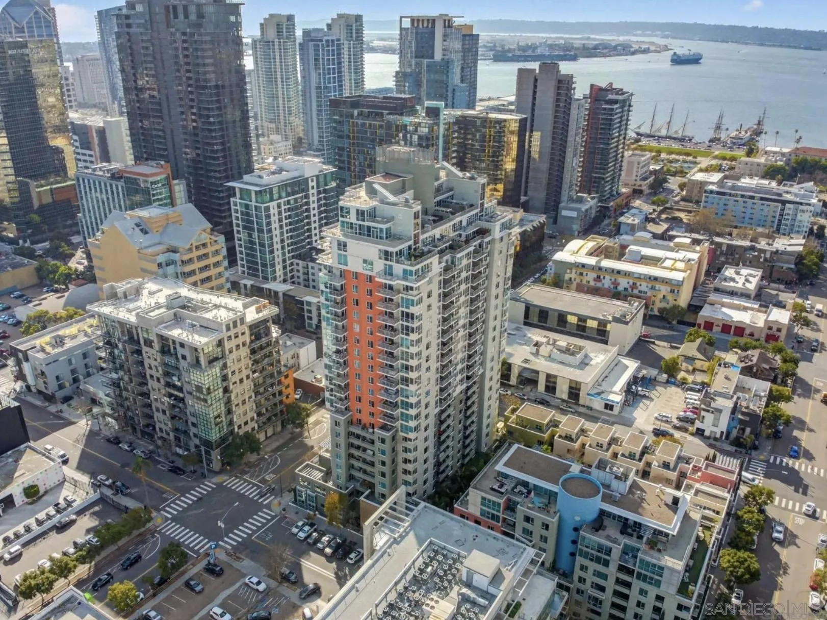 https://cdn.realtyfeed.com/cdn/127/260011966/507b0883eaa908c2dcde51b62f10dbf9.webp