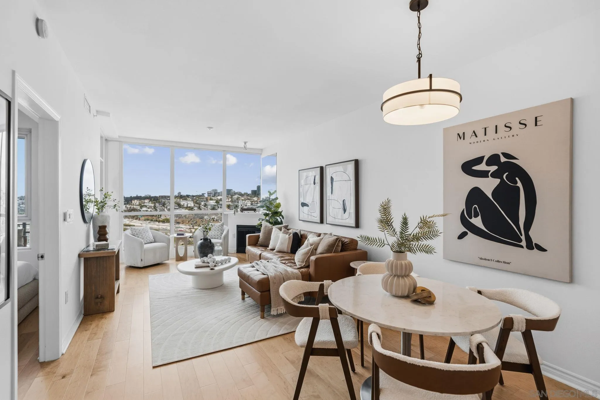https://cdn.realtyfeed.com/cdn/127/260011966/af6e56fcbc74401e2bed3d0c6f213f00.webp