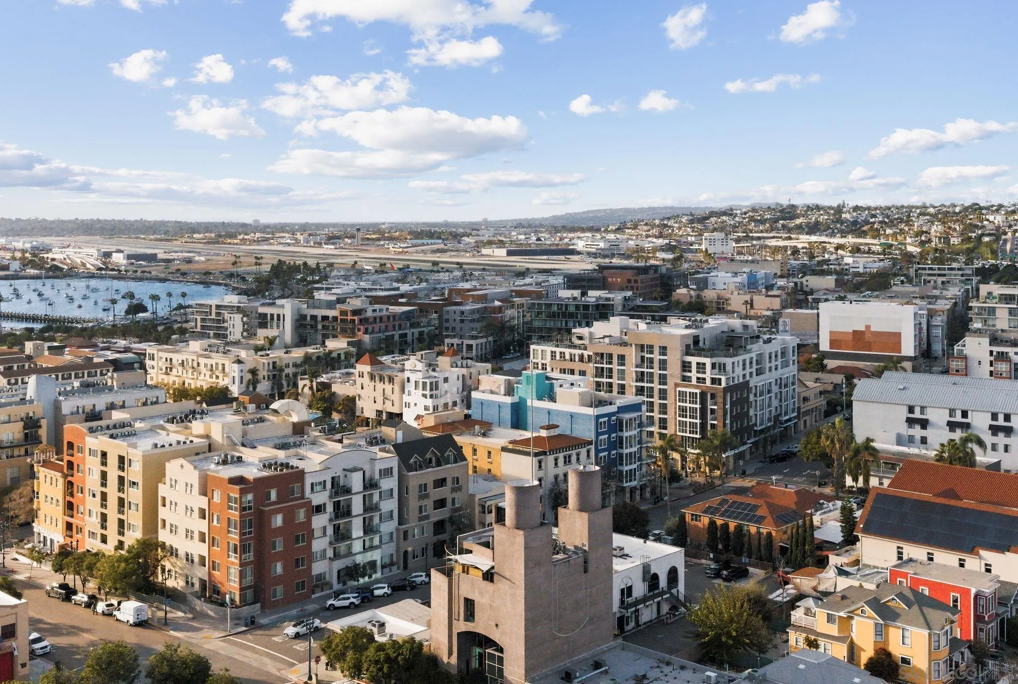 https://cdn.realtyfeed.com/cdn/127/260011966/c0f5db80f1a15bb787a16d138ac251f8.webp