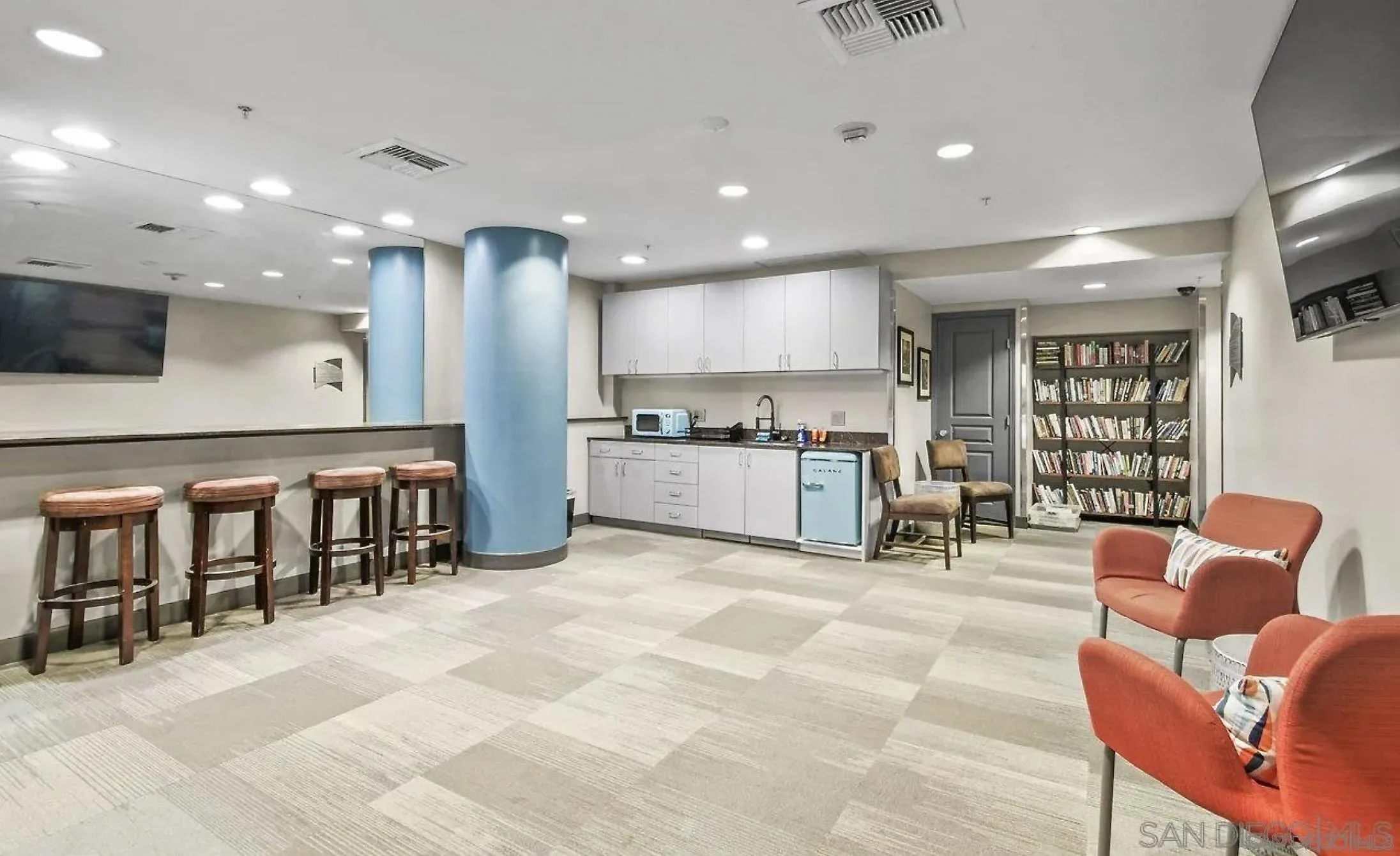 https://cdn.realtyfeed.com/cdn/127/260011966/f29dfa631c51ee8d7b82e9aae58e57b5.webp