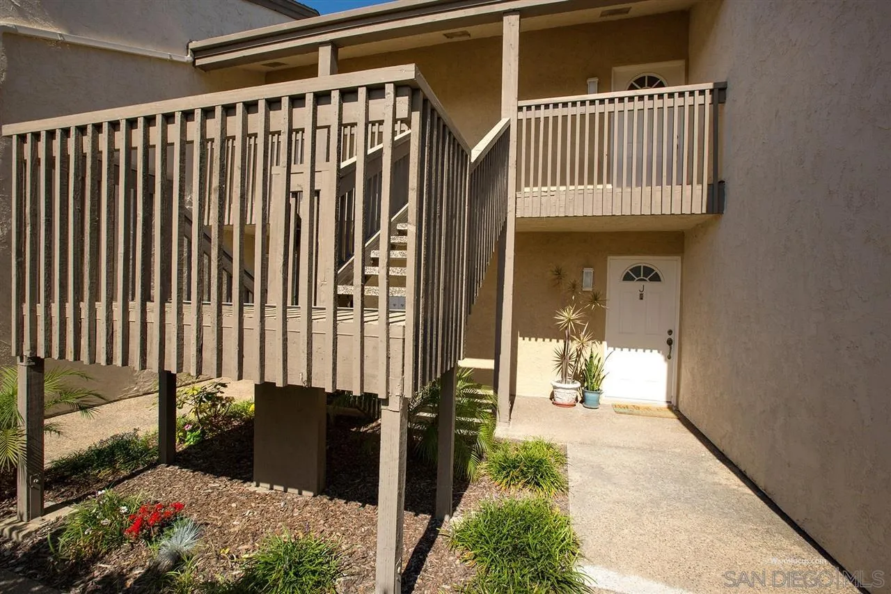 https://cdn.realtyfeed.com/cdn/127/260011973/f22a7989dc7289ff742697582e5ef7e6.webp