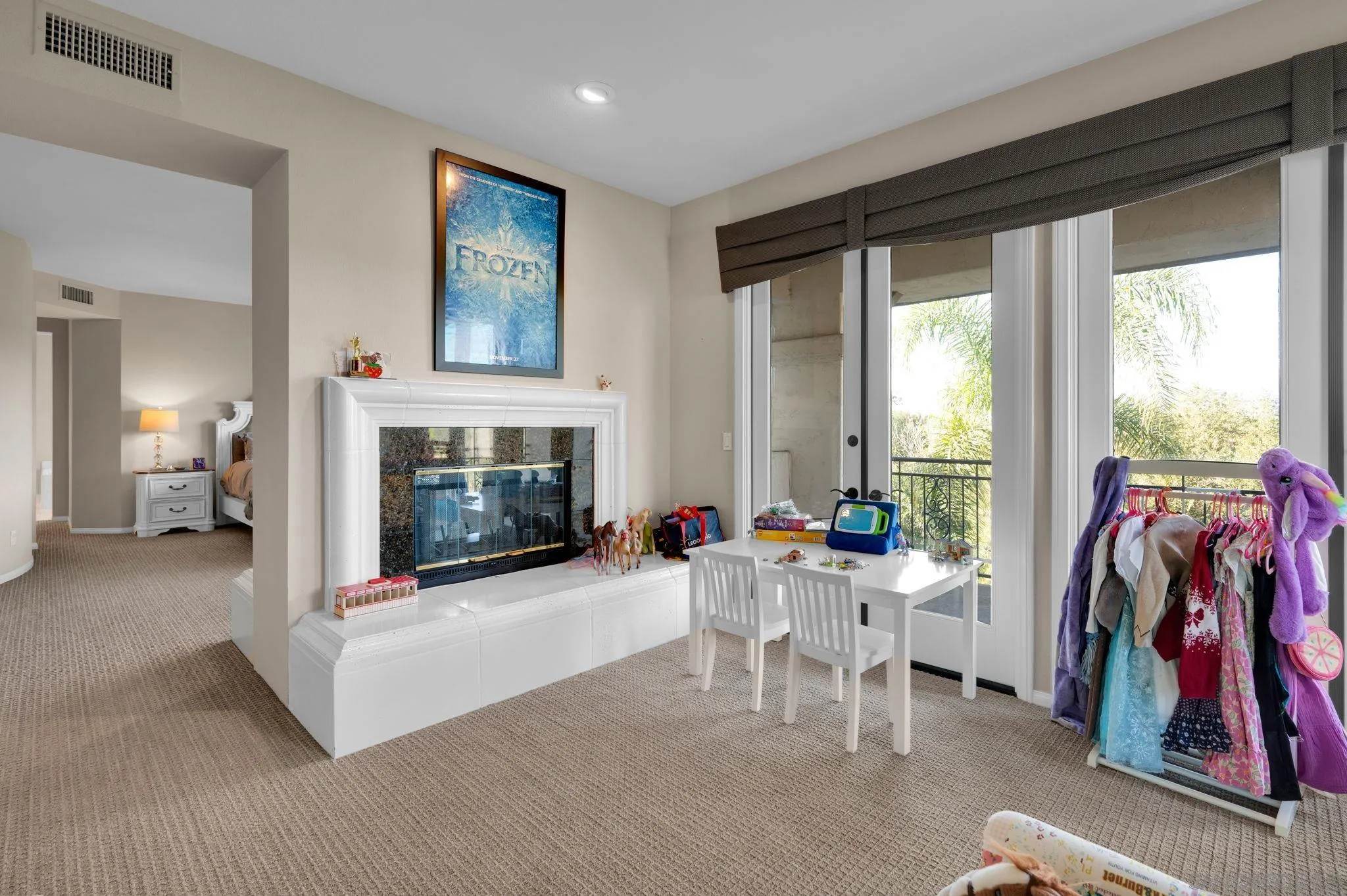 https://cdn.realtyfeed.com/cdn/127/260011984/062bf4f37cc181cbe78f5e8a1a4380cf.webp