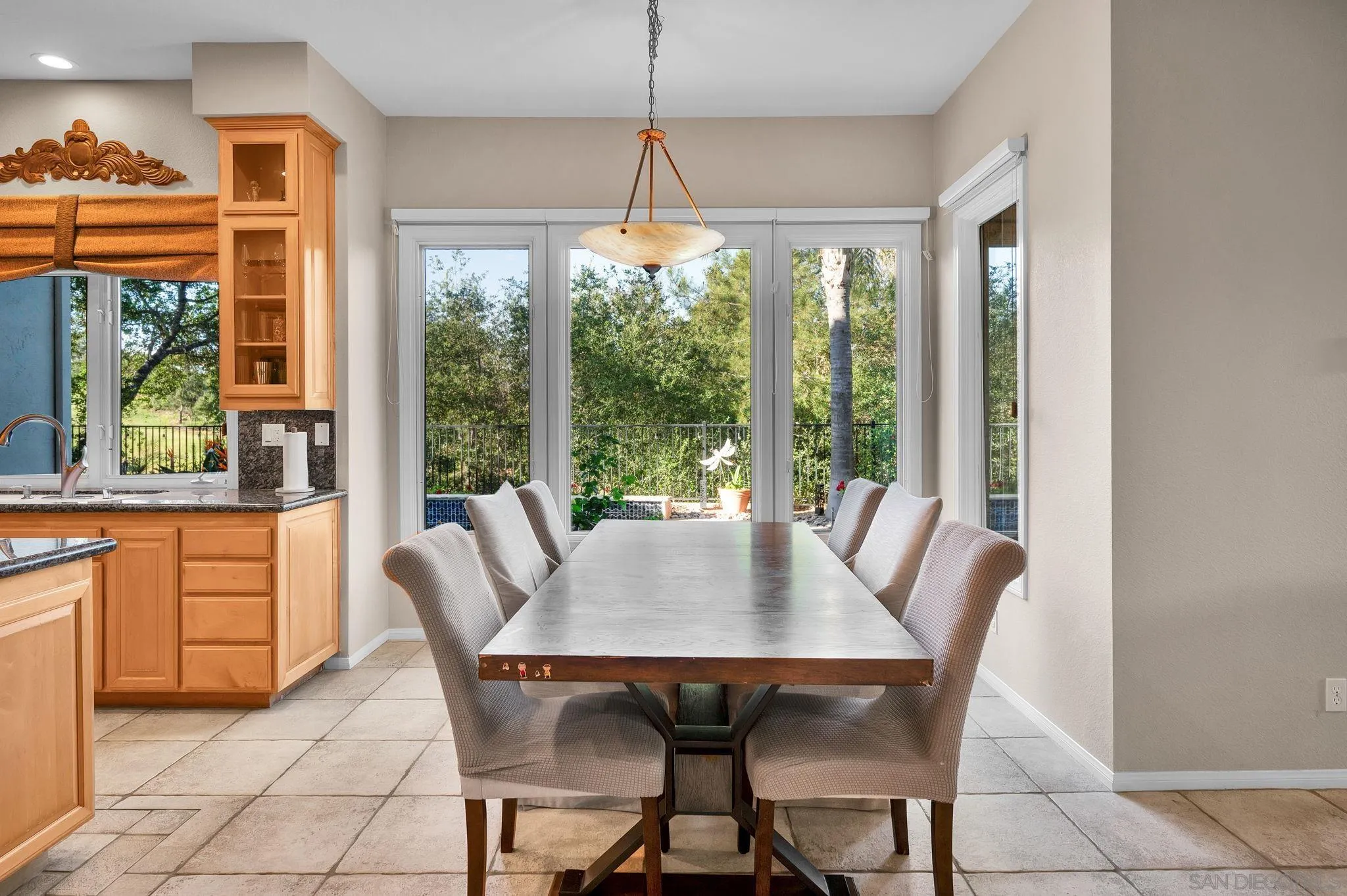 https://cdn.realtyfeed.com/cdn/127/260011984/2eb2cfd7f171236cddb5672aae5d5853.webp