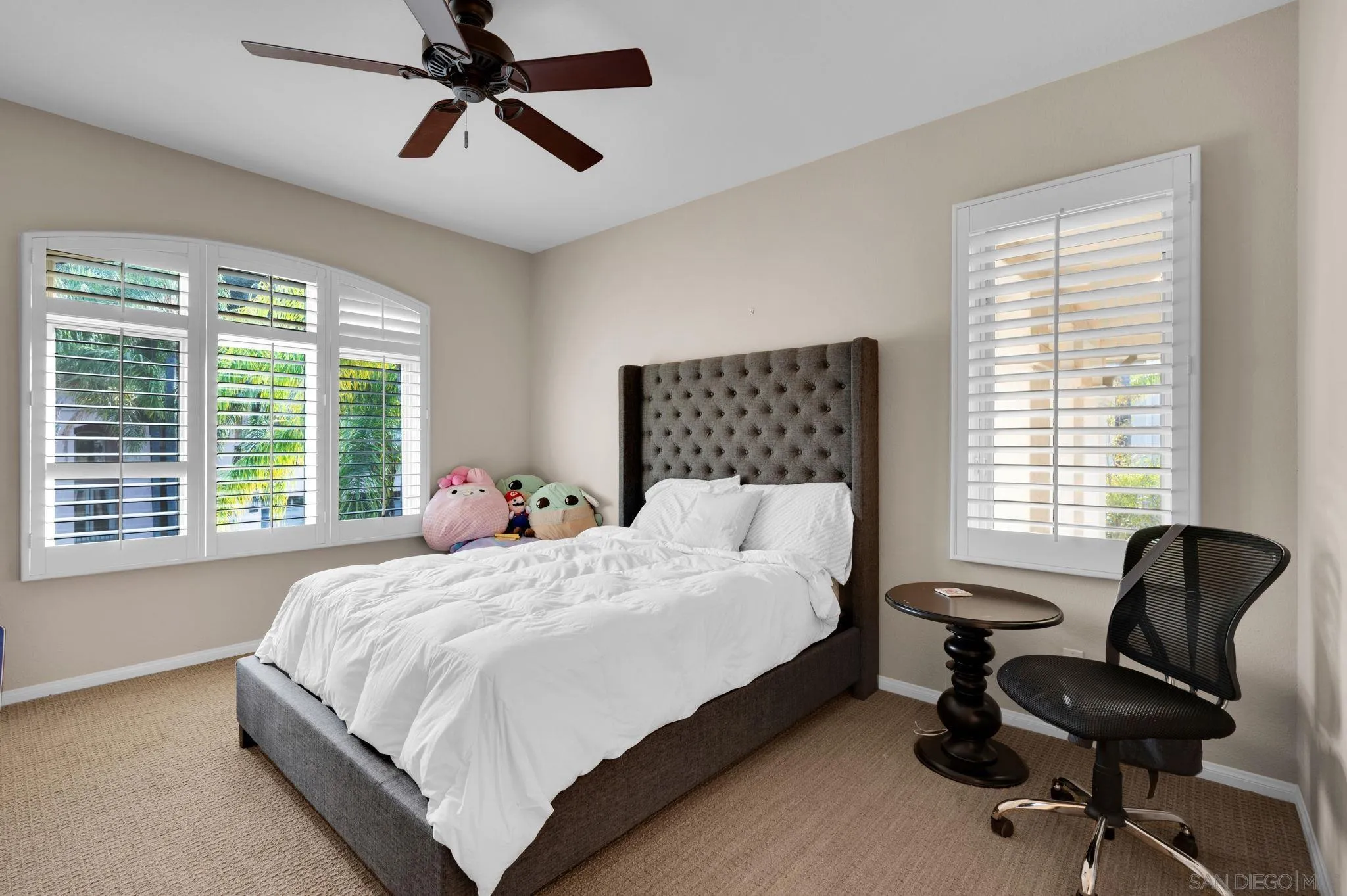 https://cdn.realtyfeed.com/cdn/127/260011984/39c18e3f7939b76e23cd4b1a33db223f.webp