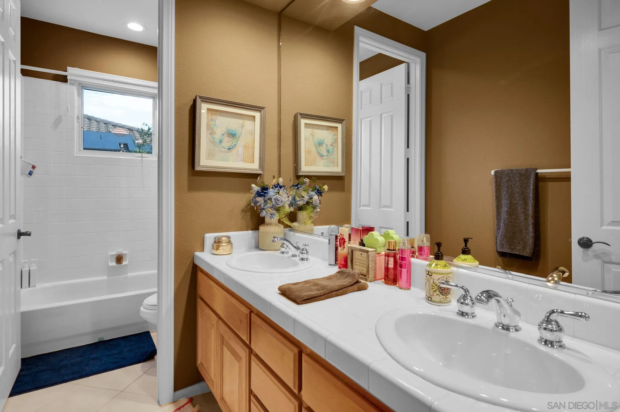 https://cdn.realtyfeed.com/cdn/127/260011984/5a531dd1a9780e660db5257f9fe389e0.webp