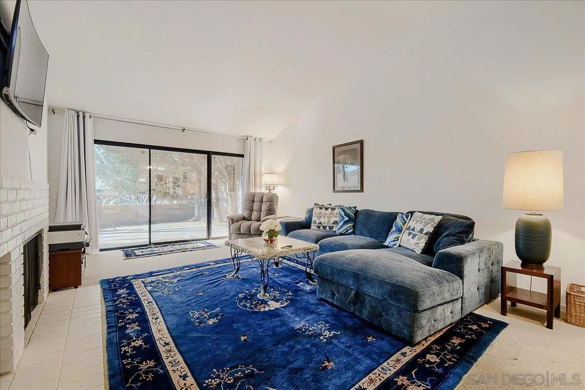 Photo #8: 260011991 Listing: Photo #8
