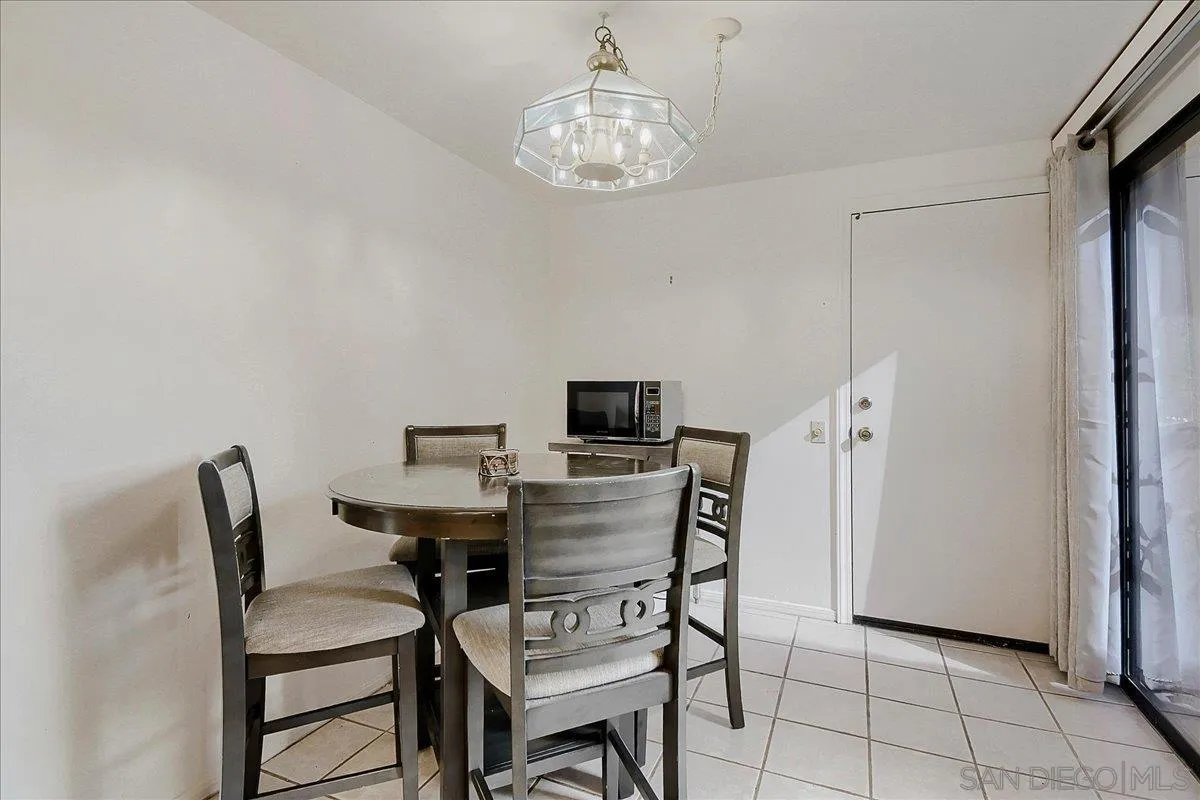 Photo #16: 260011991 Listing: Photo #16