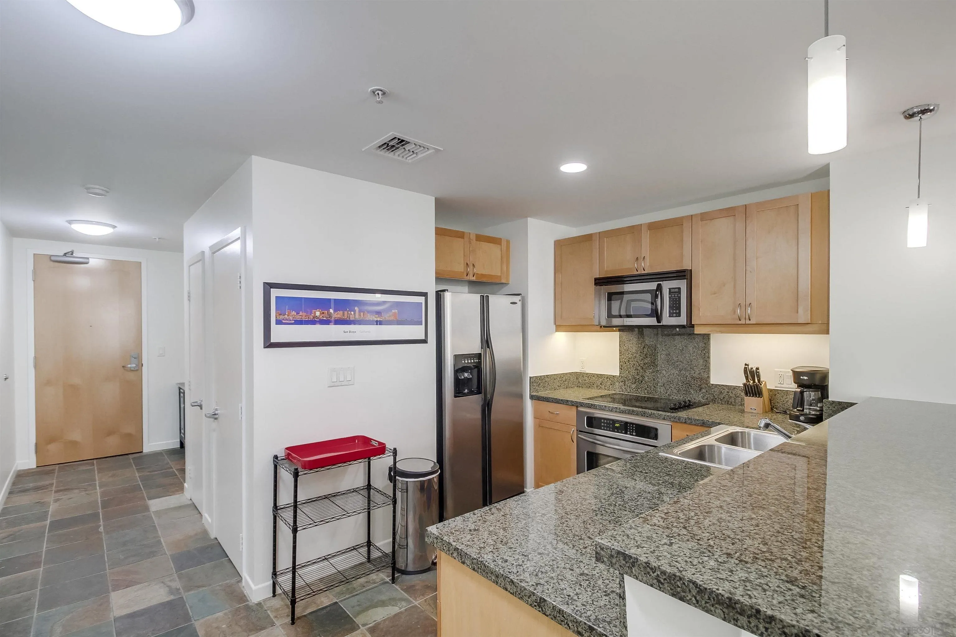 Photo #15: 260011992 Listing: Photo #15